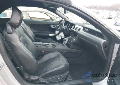 2019 Ford Mustang Ecoboost Premium z USA, uszkodzony, nr VIN 1FATP8UH2K5109966